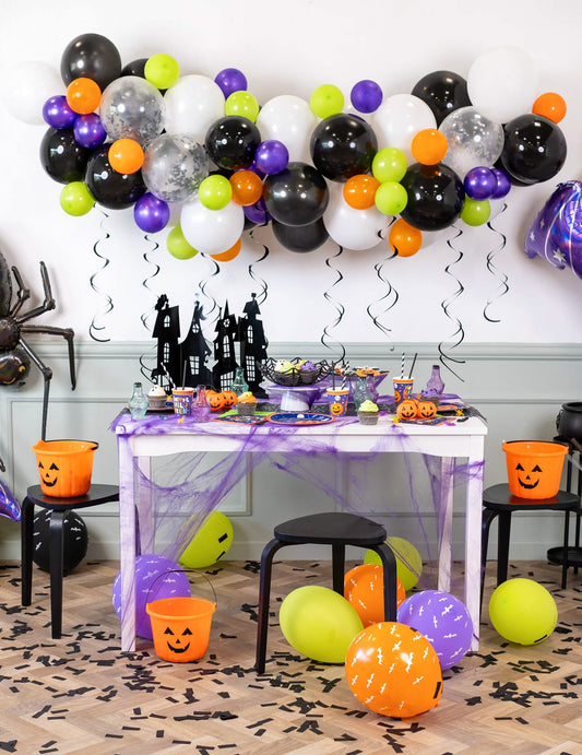 Mise en situation de l'arche de 70 ballons Halloween