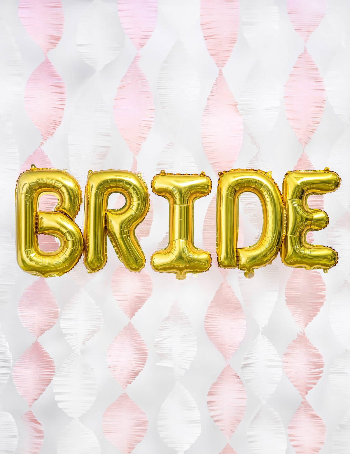 BRIDE -kirjainkultainen alumiinipalloviirustaustalla