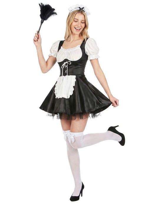 Naisten sisäkköasu