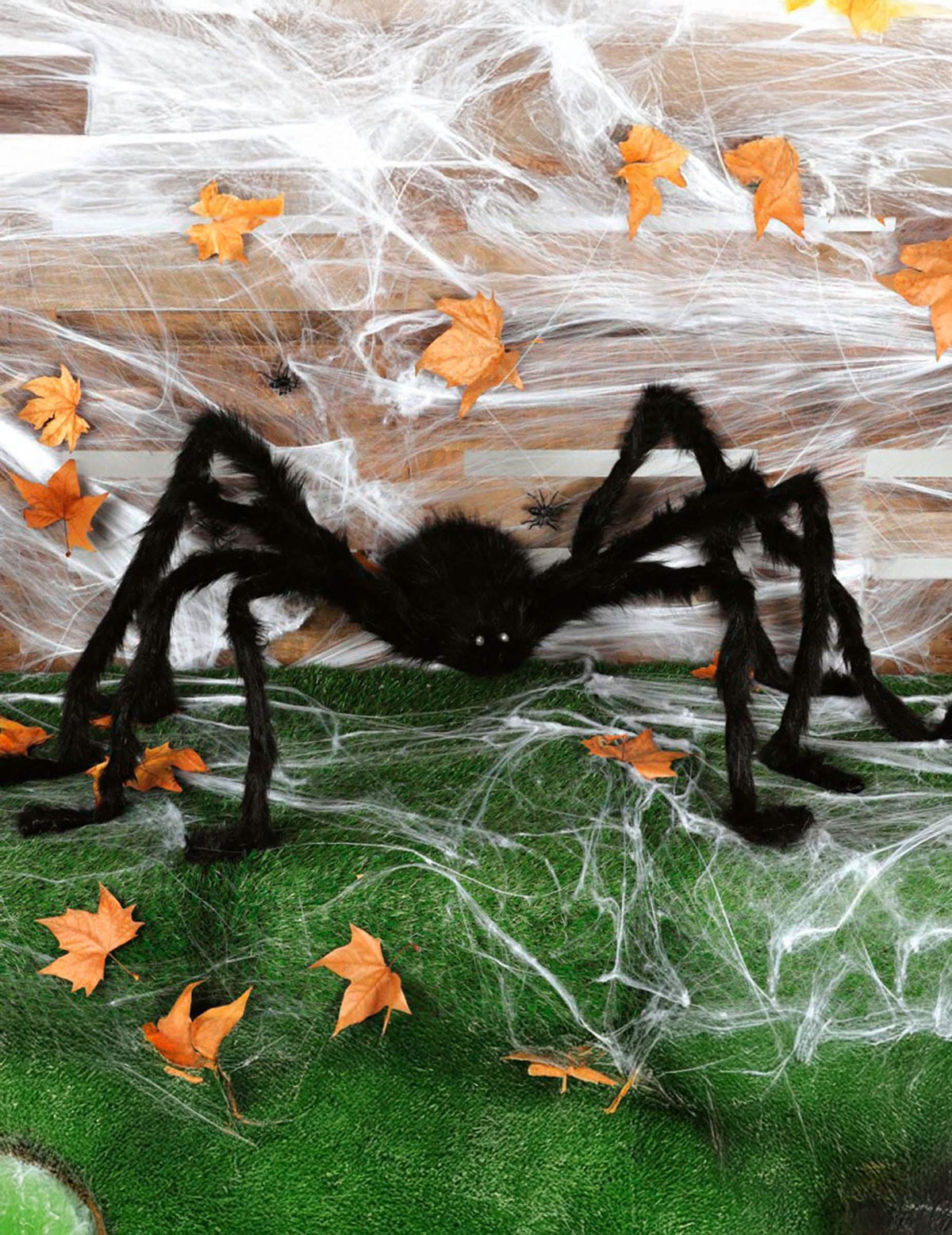 Suuren halloween-hämähäkin lavastus koristeluun