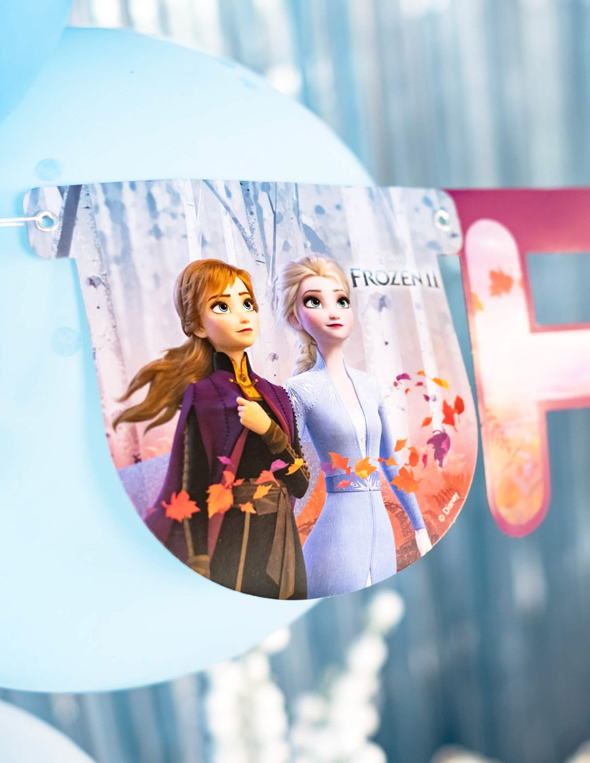 Juhlaviiri happy birthday Frozen 2 lapset sininen Annan ja Elsan kanssa