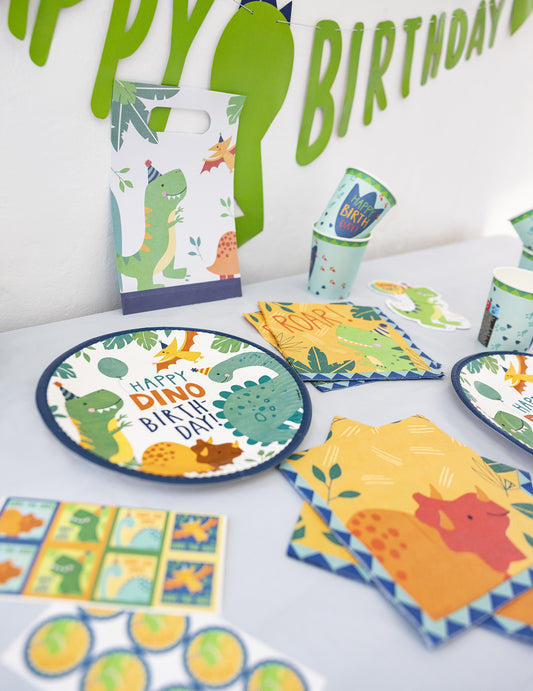 Dino-paketti 51 osaa syntymäpäiville