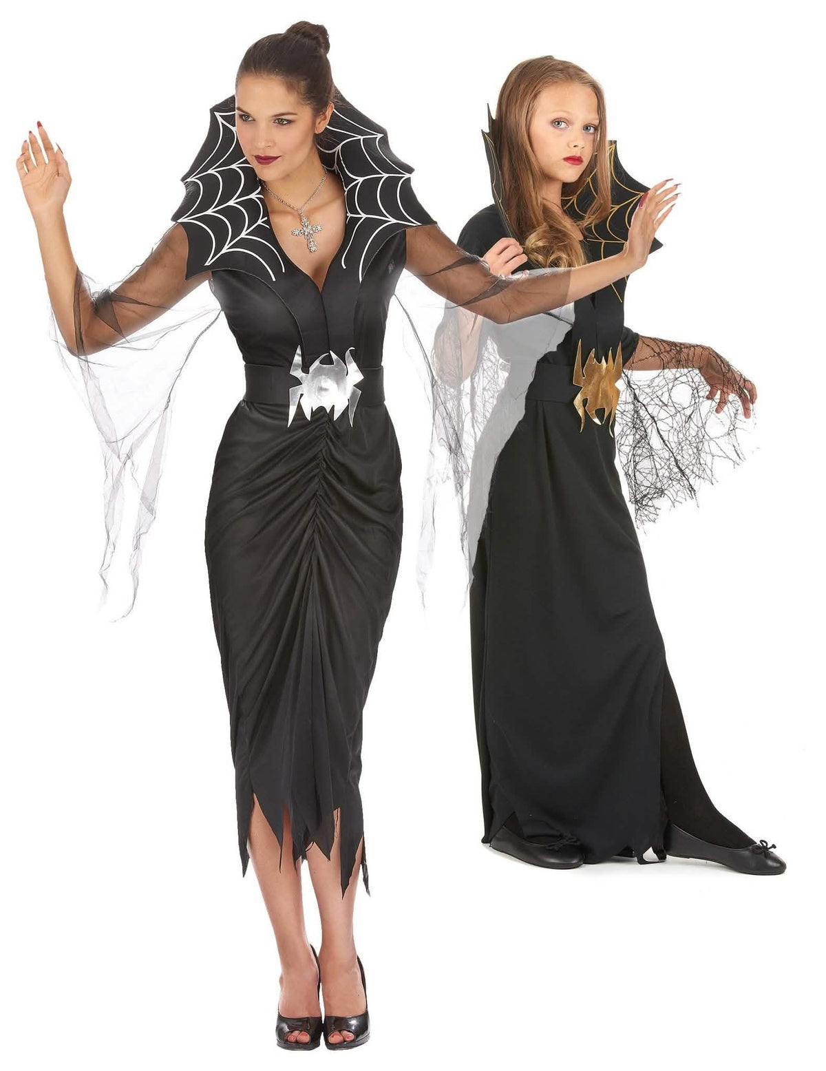 Noidan ja hämähäkin äiti-tytär-pariasu Halloweeniin
