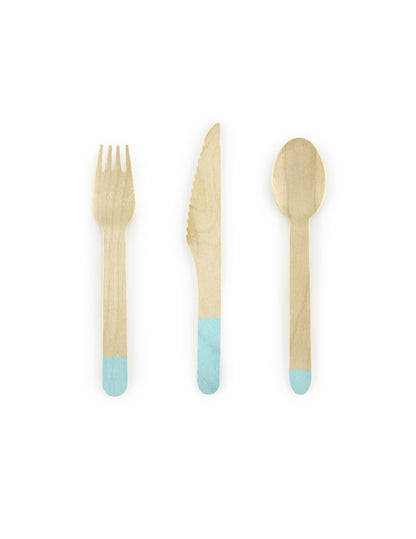 Couverts en bois pour fête menthe assortis