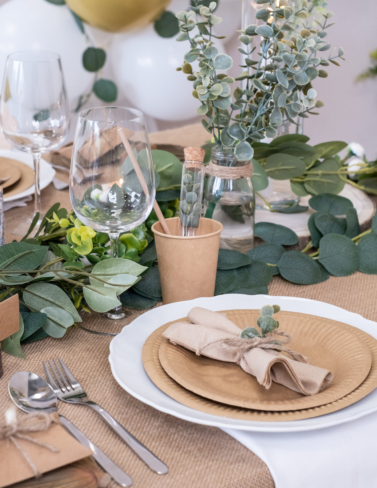 Décoration de table champêtre du gobelet en carton kraft pour fête