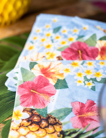 Vue rapprochée des fleurs d'hibiscus des serviettes Hawaii party