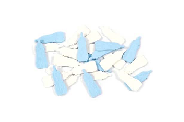 Confettis de table forme biberon pour baby shower bleu ciel et blanc