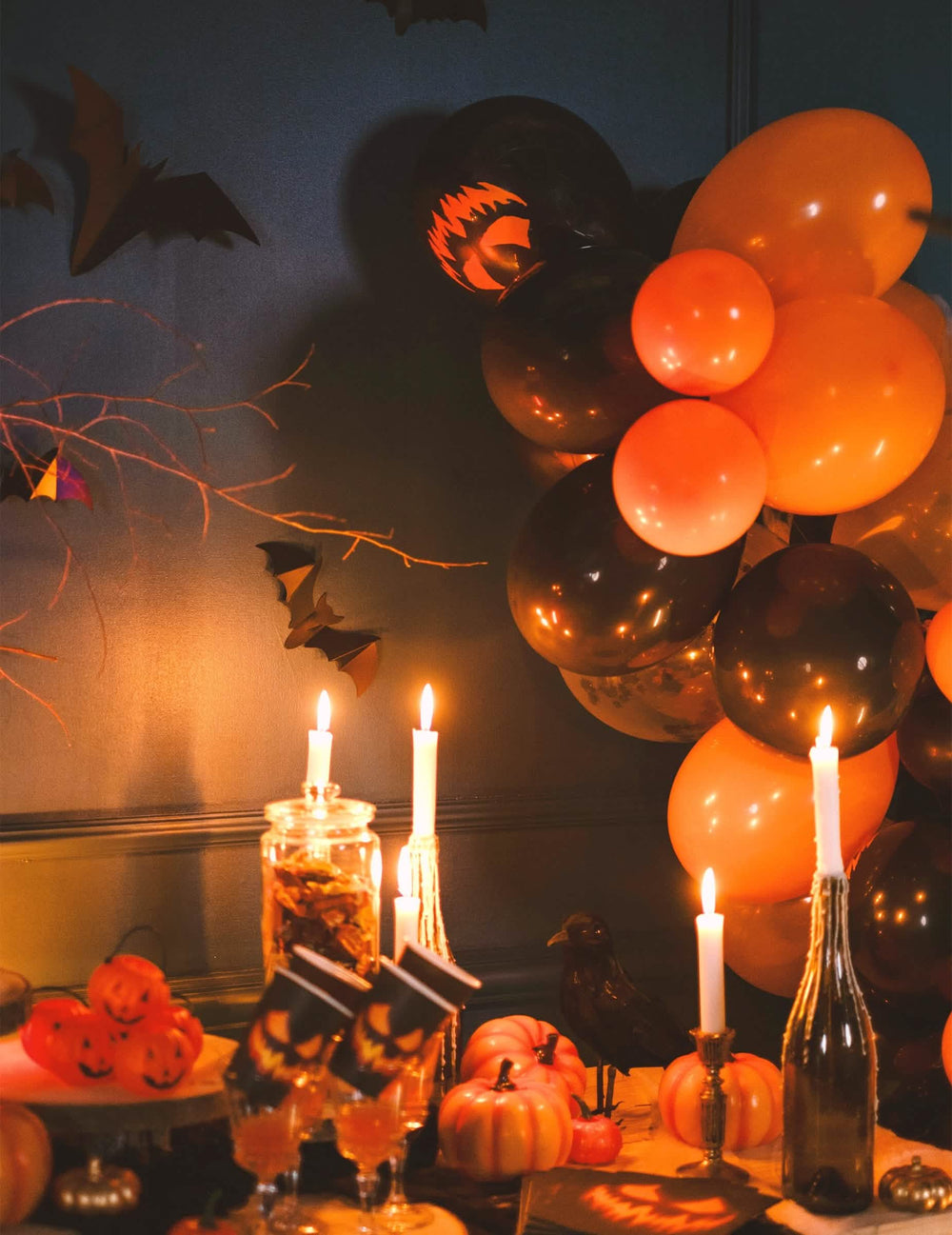 Pelottavat halloween-kurpitsailmapallot koristekäyttöön