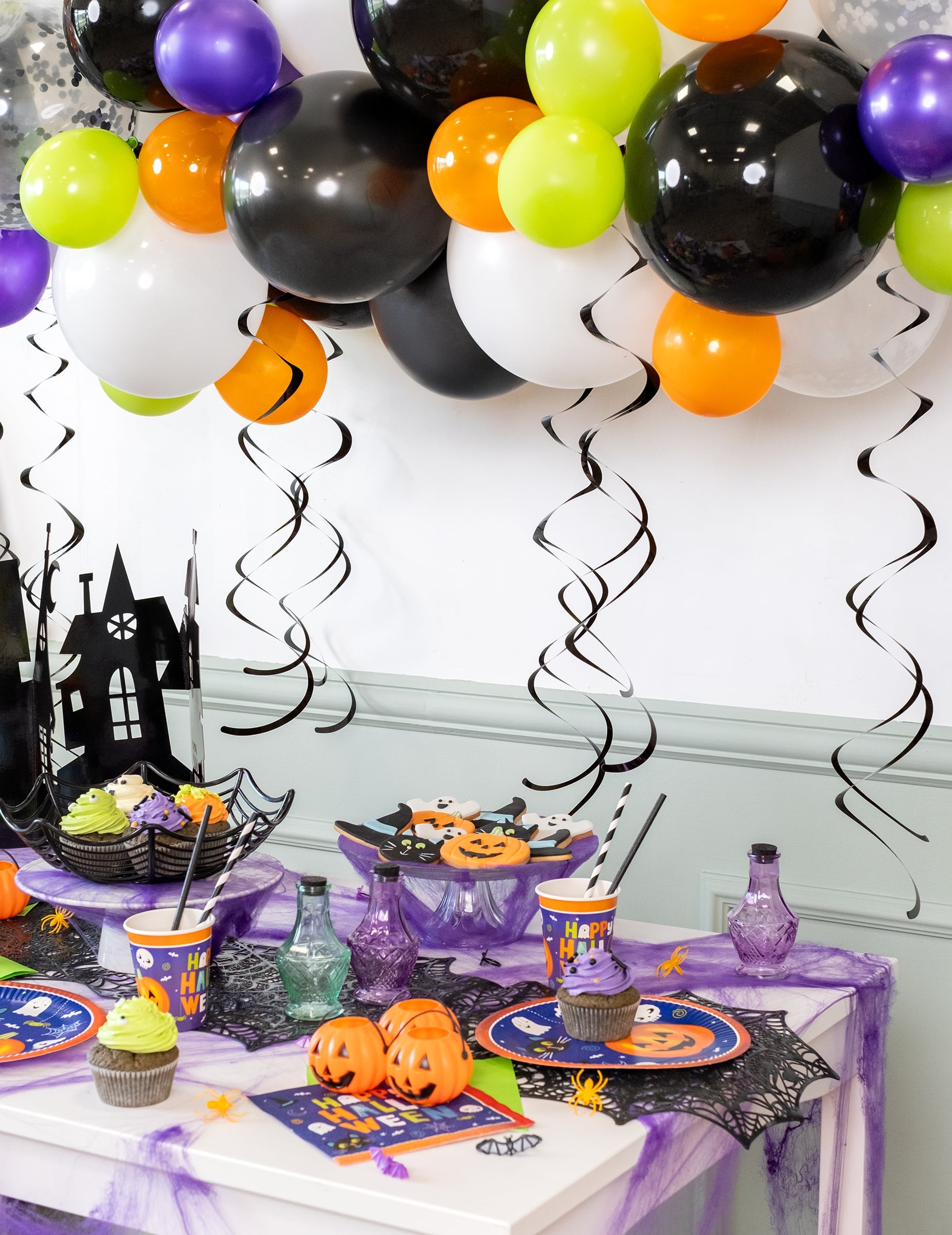 Mise en situation des décorations spirales pour fête