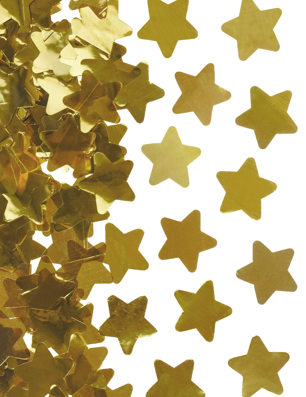 Gros plan sur les confettis étoiles dorées du canon à confettis étoiles métallisées