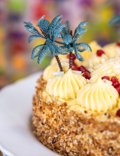 Gros plan sur les palmiers de la décoration de gâteau palmier