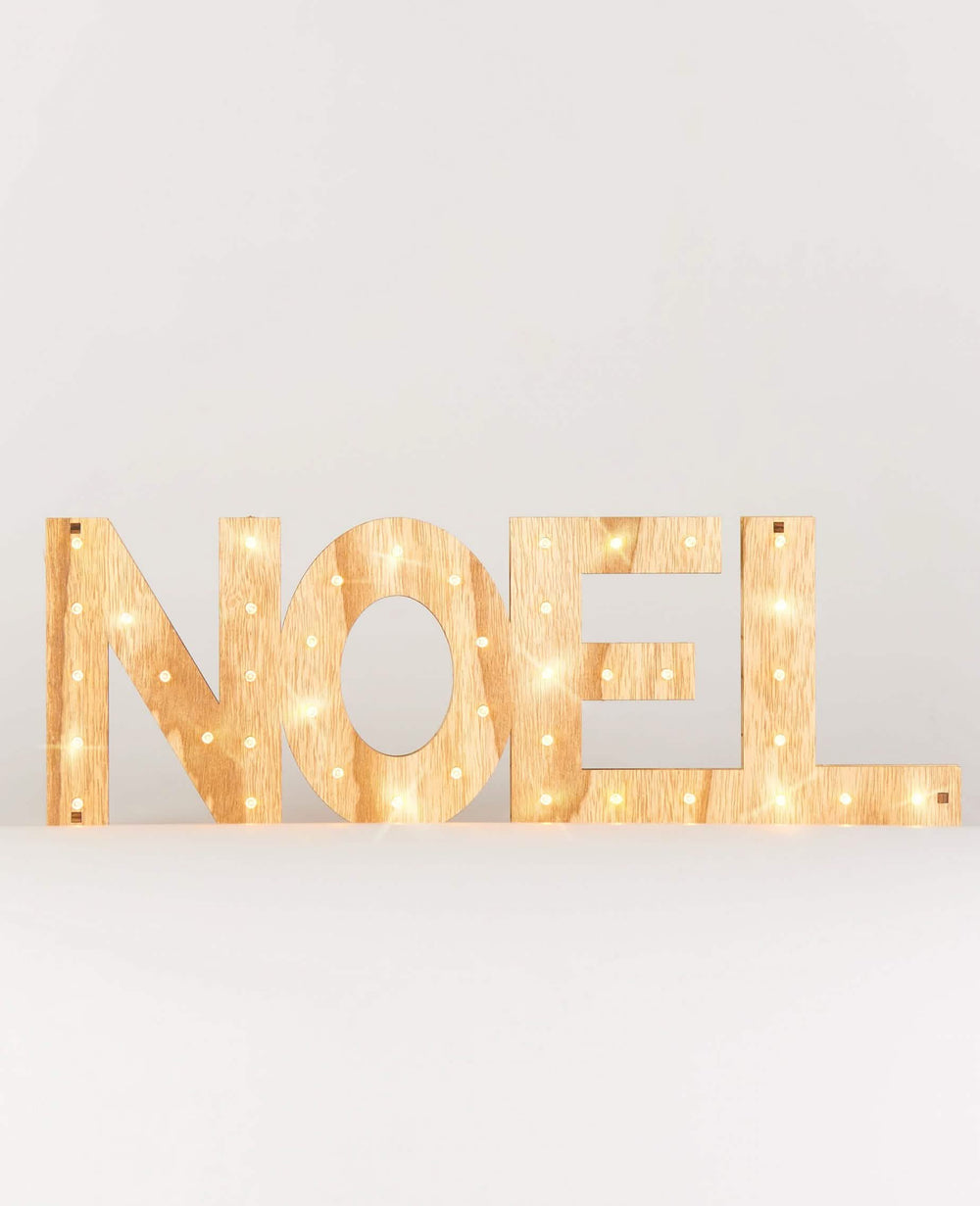 Décoration lettres lumineuses Noël en bois blanc chaud avec 41 LED