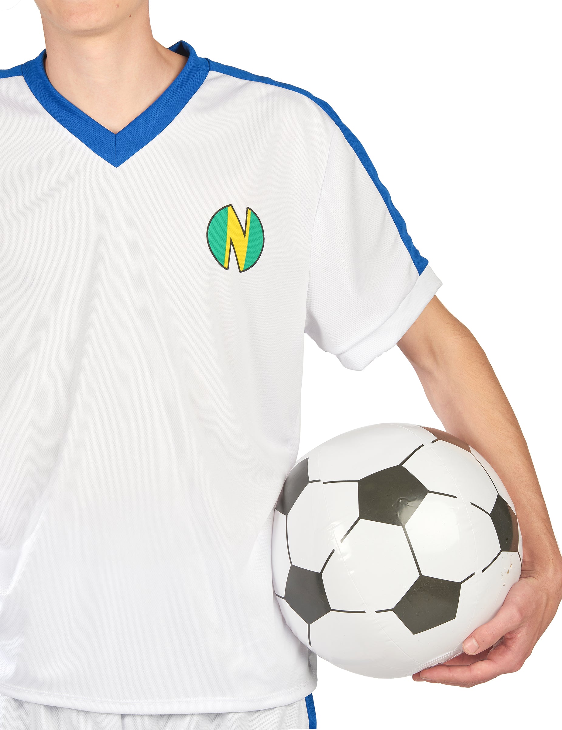 Gros plan sur le logo du déguisement de capitaine de football pour homme