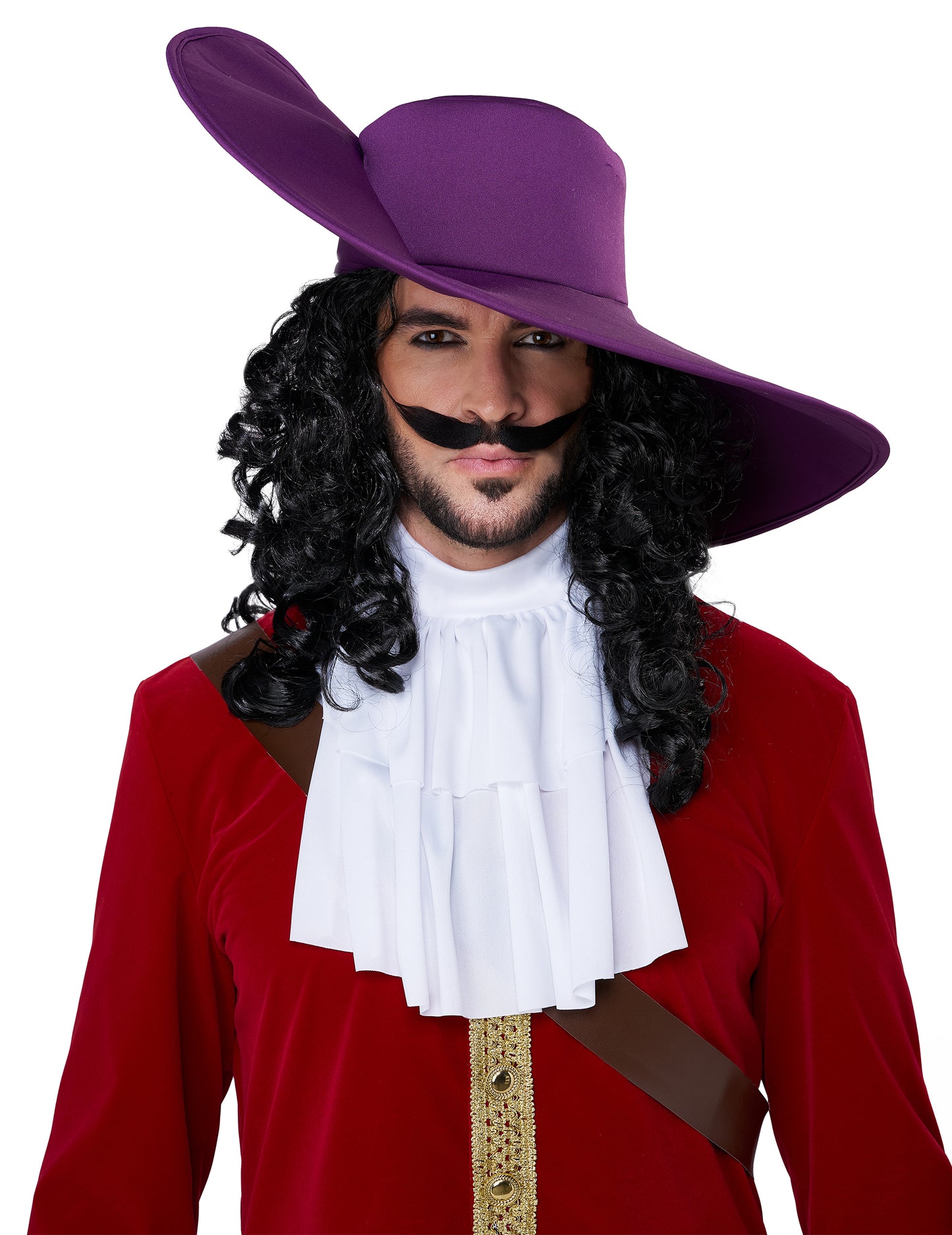 Gros plan sur le chapeau et la perruque du déguisement de capitaine pirate à crochet luxe