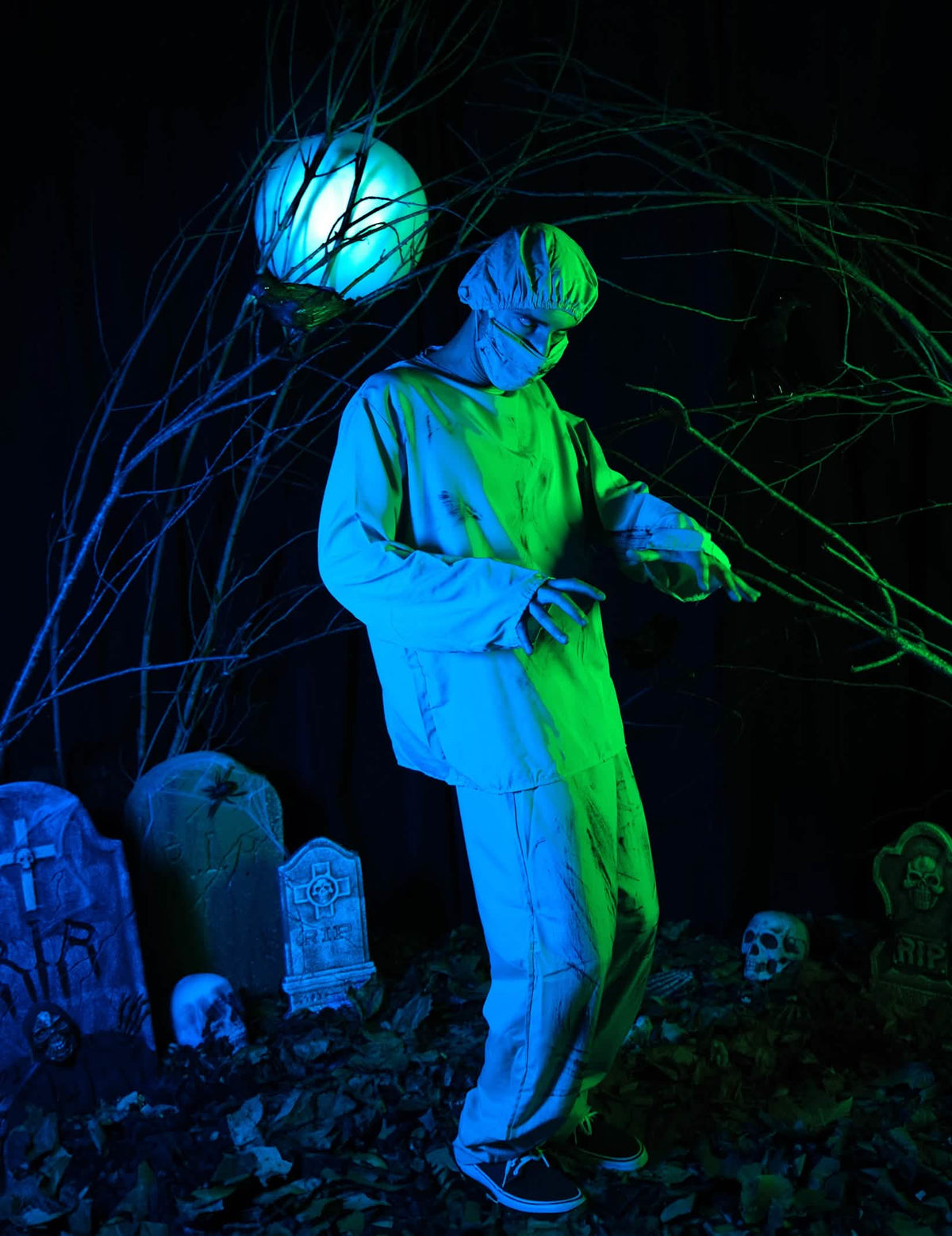 zombiet kirurgin asun sivuprofiili