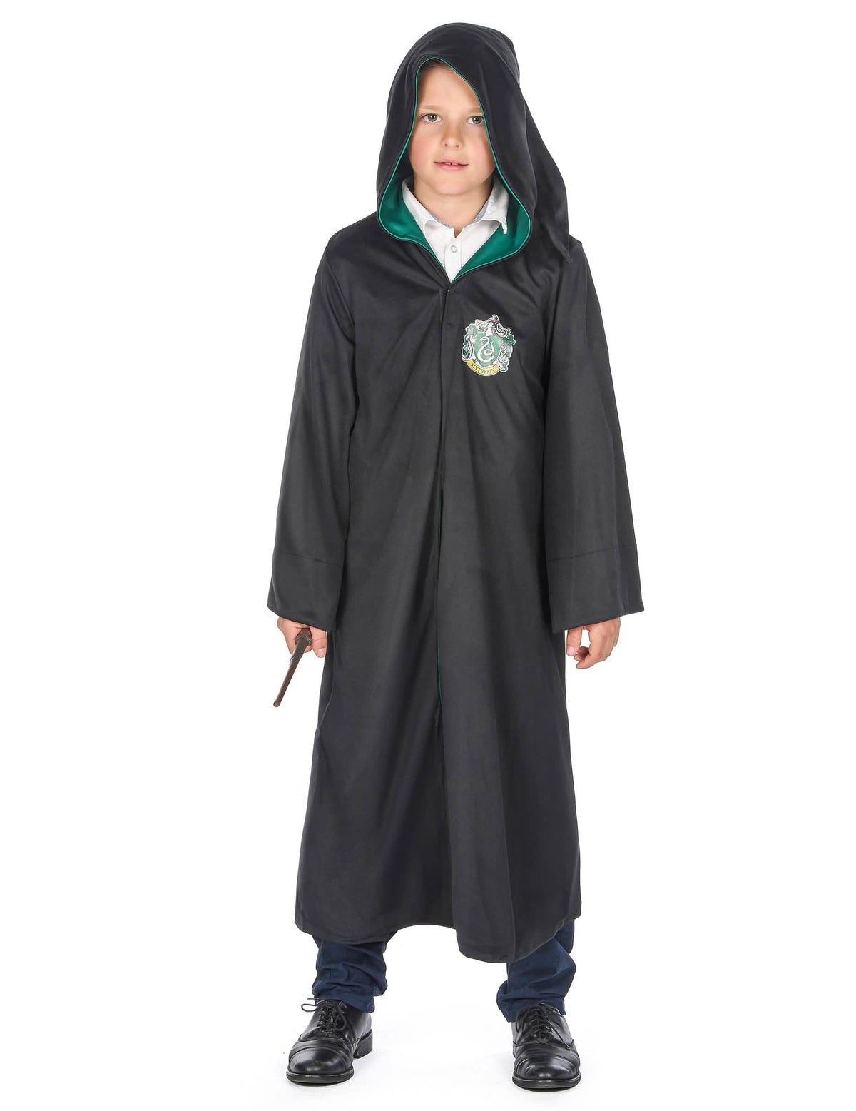 Edestä hupulla ja sauva kädessä klassinen Harry Potter™ -Serpentpuku