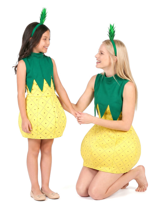 Hedelmäduo-asu ananas äiti ja tytär