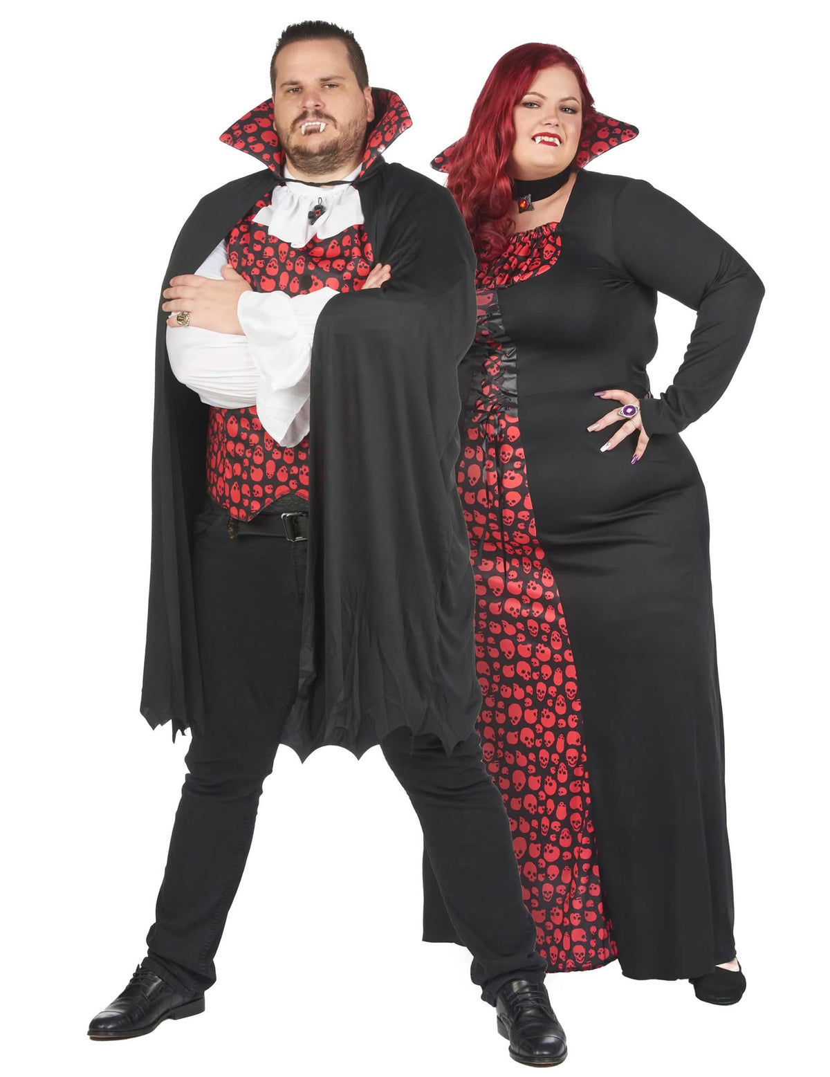 Suurikokoinen aikuisten halloween-vampyyripariskunnan puku