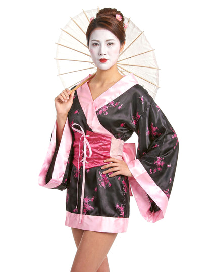 Lyhyt geishan mekko aikuiselle