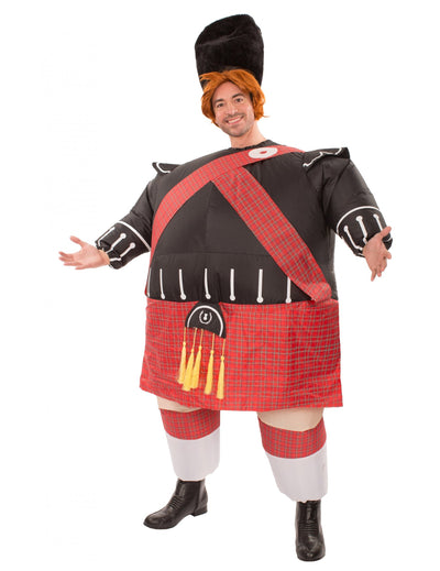 Déguisement gonflable écossais pour adulte à kilt rouge et noir avec chapeau