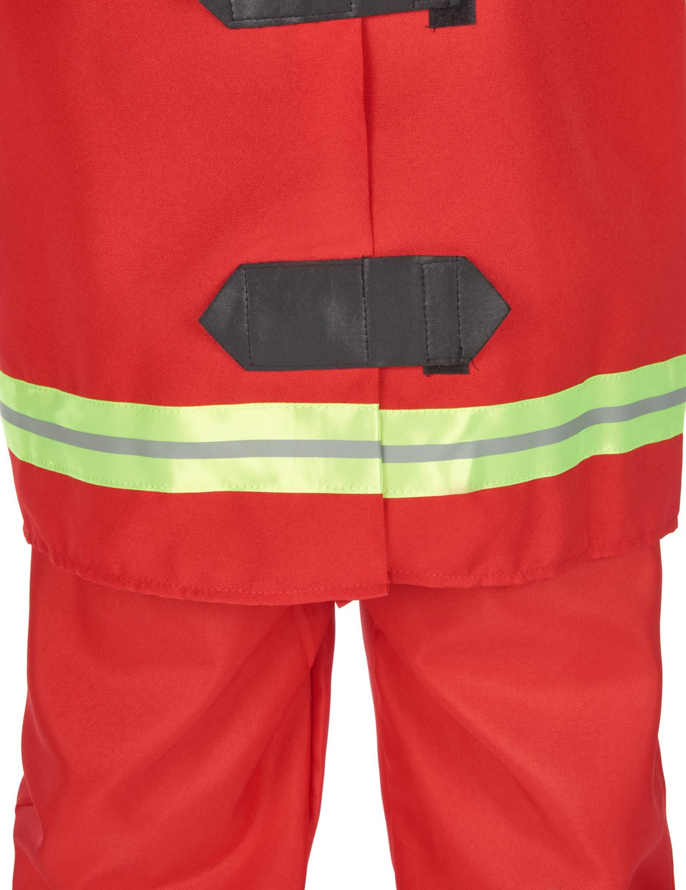 Gros plan sur le bas de la veste et la bande réfléchissante du déguisement de pompier pour enfant