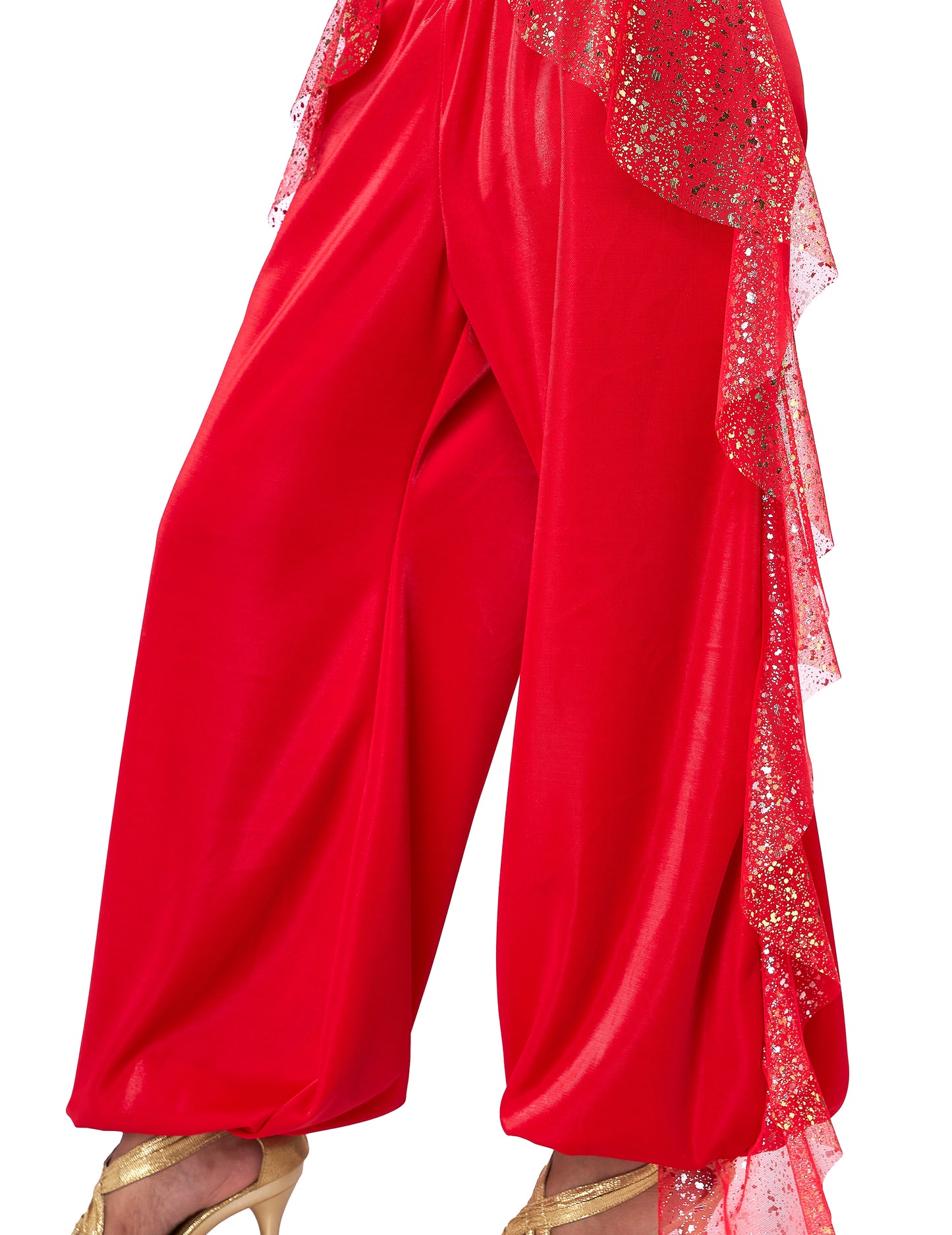Gros plan sur le pantalon et les volants du déguisement de princesse arabe