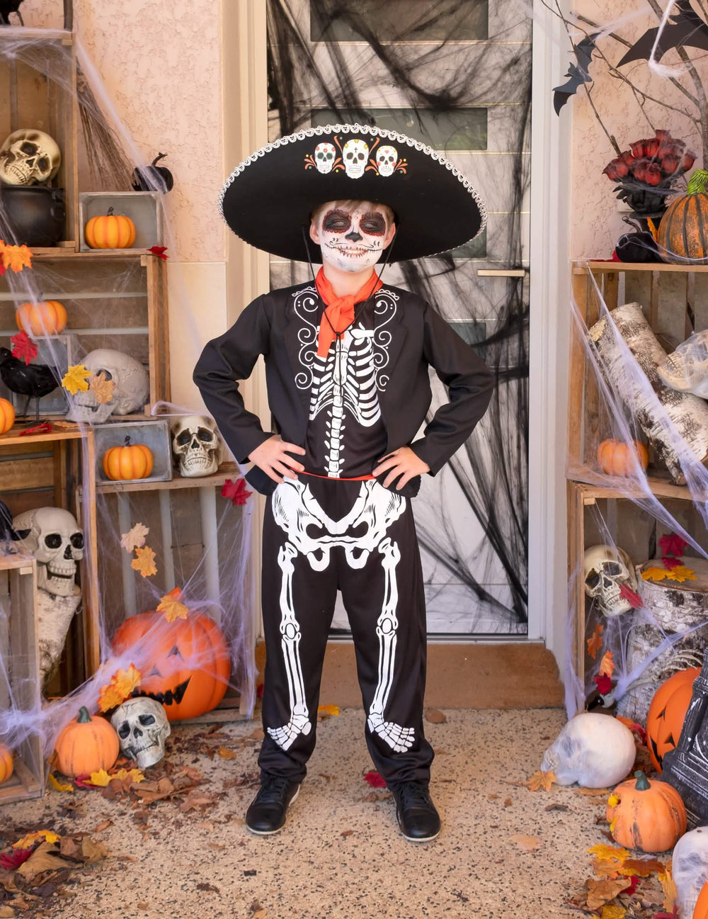 Skelettiasun asettelu dìa de los muertos pojat varten