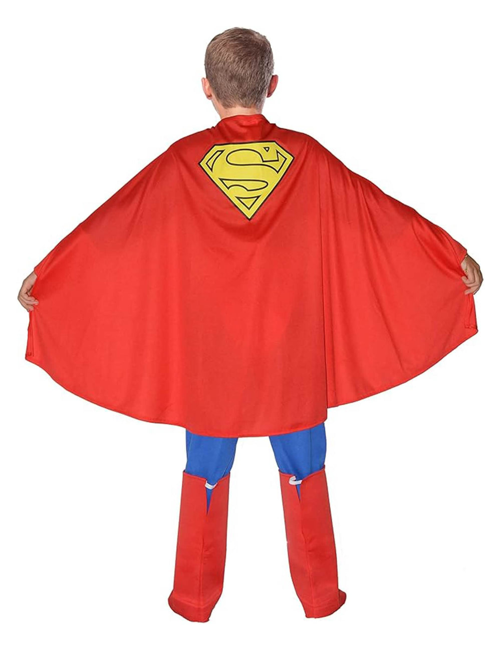 Superman-pojat lihaksikkaasta Superman-puvusta takaa kuvattuna