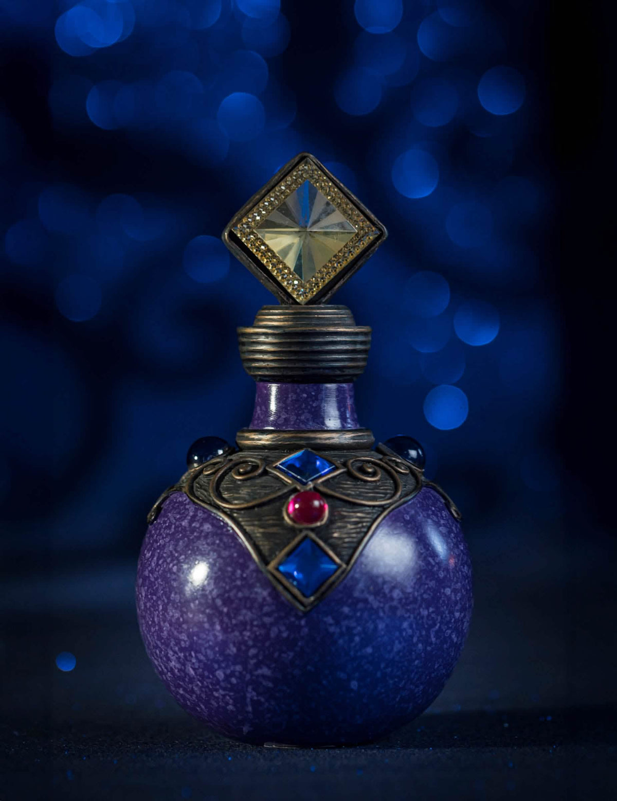 Violetti hartsijuomapullo 16,5 cm