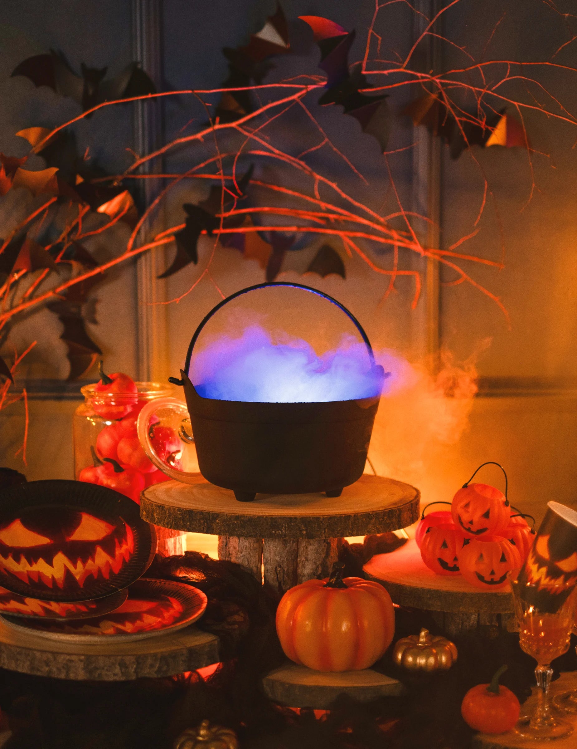 Fumée et lumière LED Halloween pour décoration bleue et violette