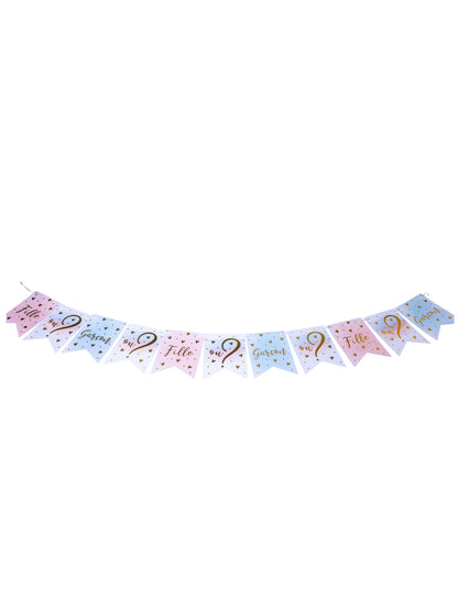 Vue d'ensemble de la guirlande 11 fanions fille ou garçon pour gender reveal rose bleu et or