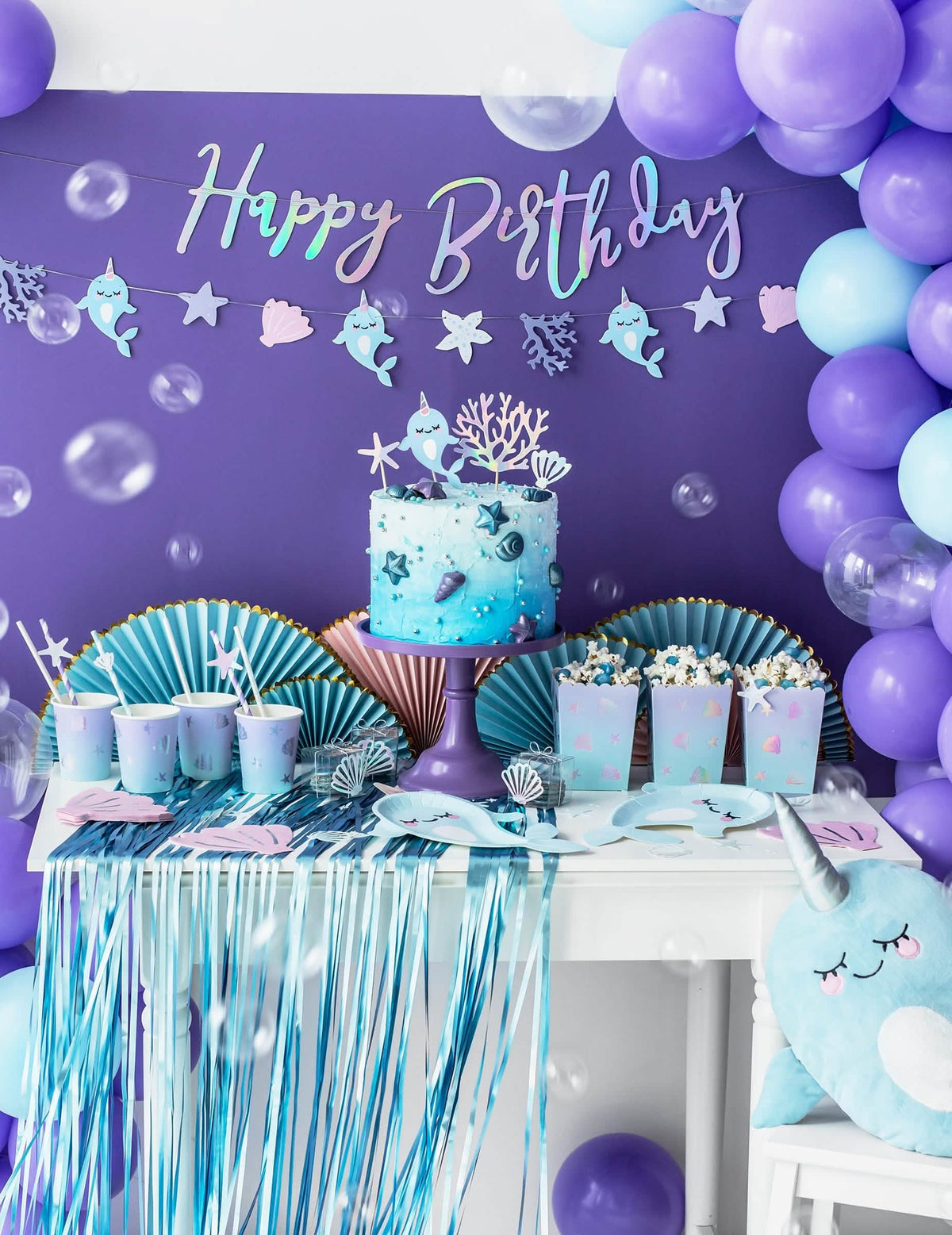 Guirlande en carton happy birthday pour fête d'anniversaire iridescent