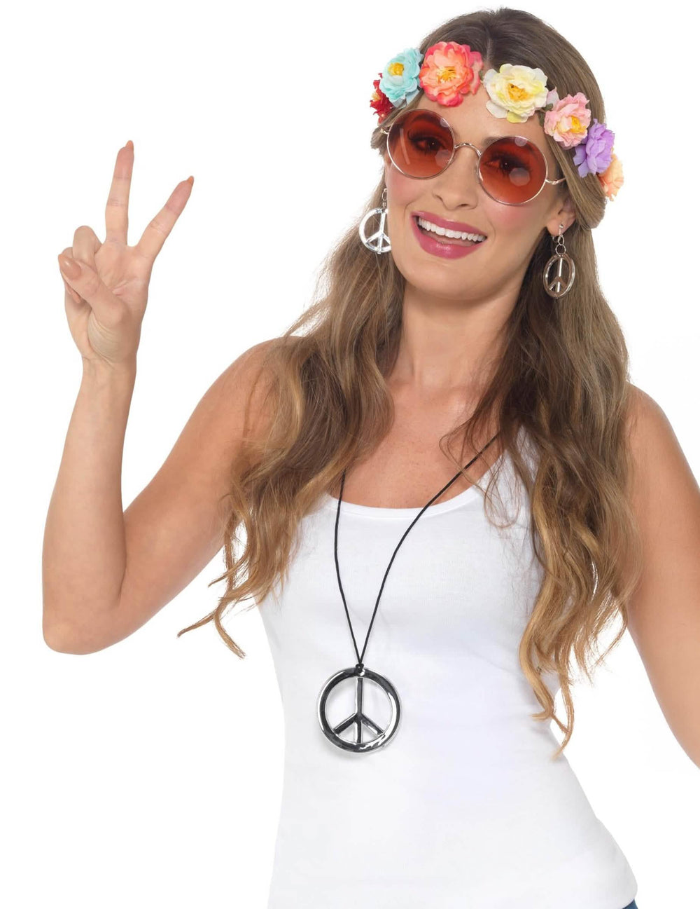 Hippi-asusteet naisille, kukkaseppeleellä ja hopeisilla peace and love -koruilla