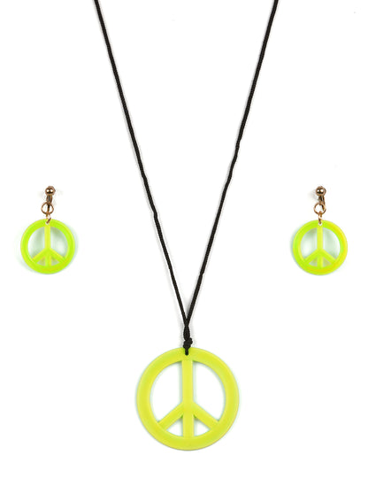 Vue d'ensemble du collier et des boucles d'oreilles jaunes du Kit hippie
