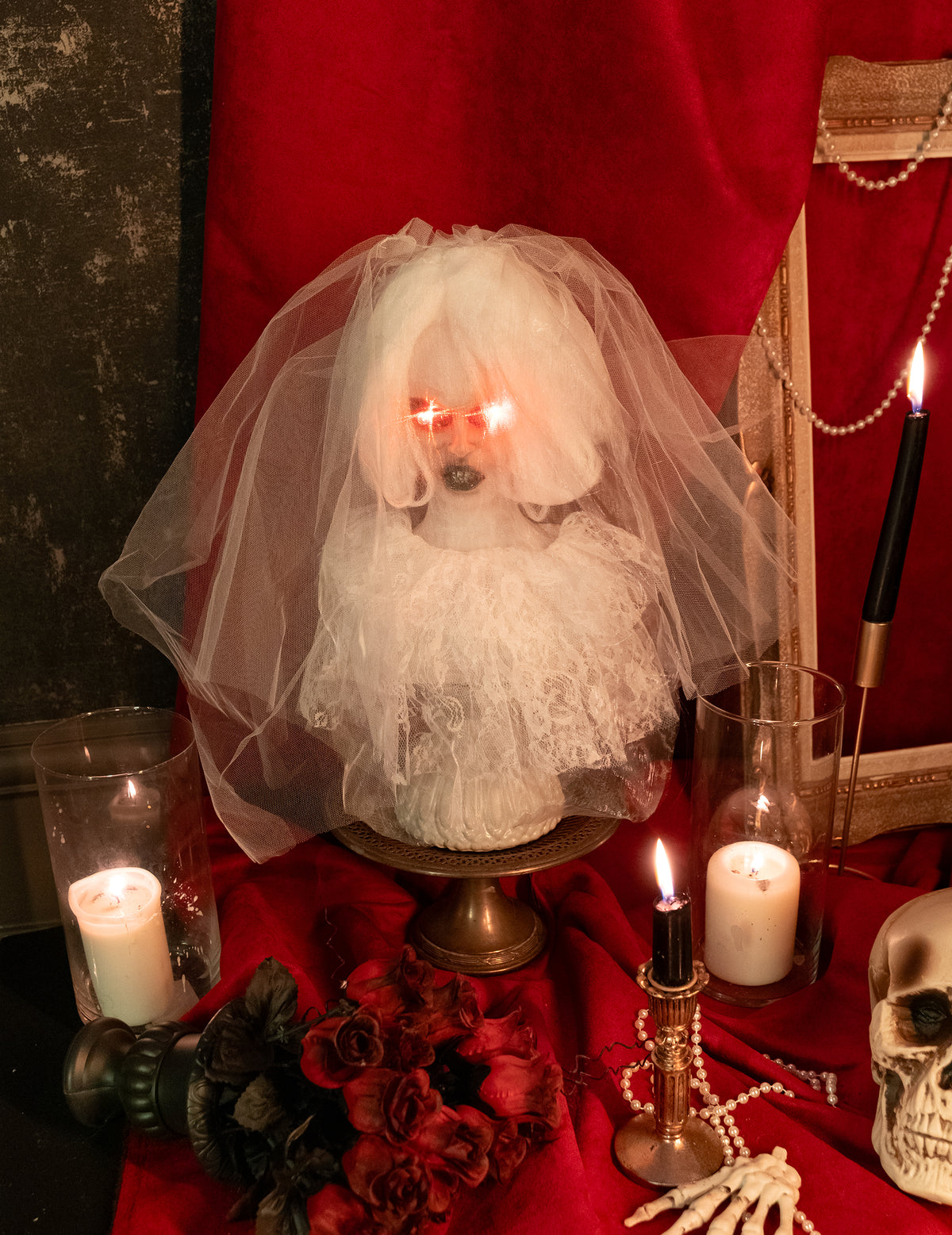 40 cm pöytä Ghost Bride