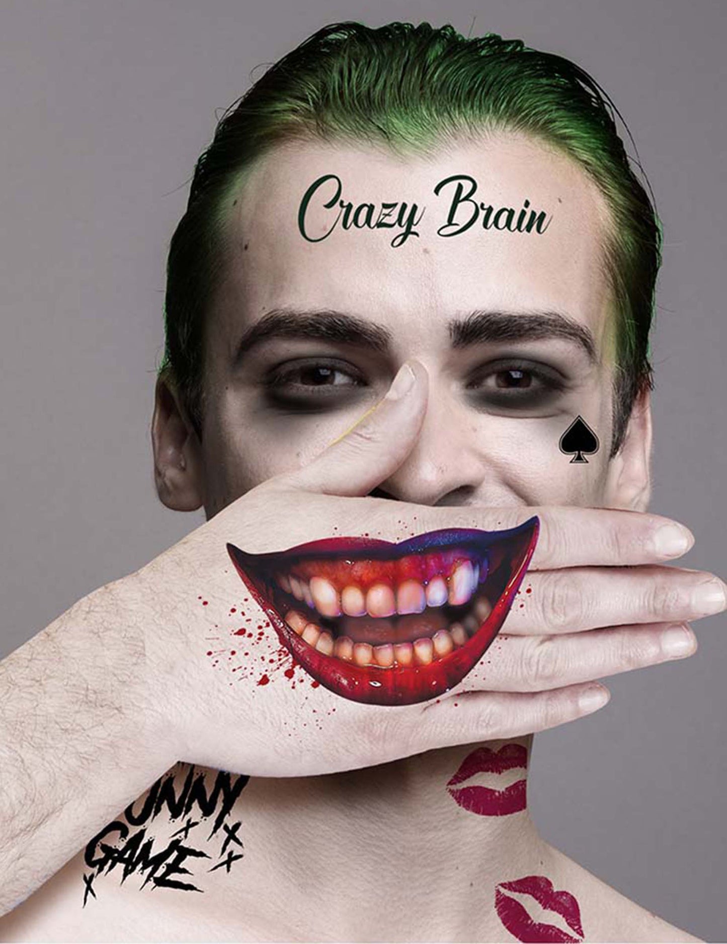 Planche de tatouages joker maléfique pour adulte multicolore avec sourire et lettrages noirs
