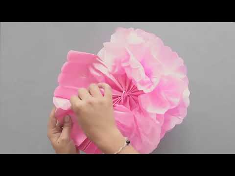Pompon à suspendre en papier rose 35 cm