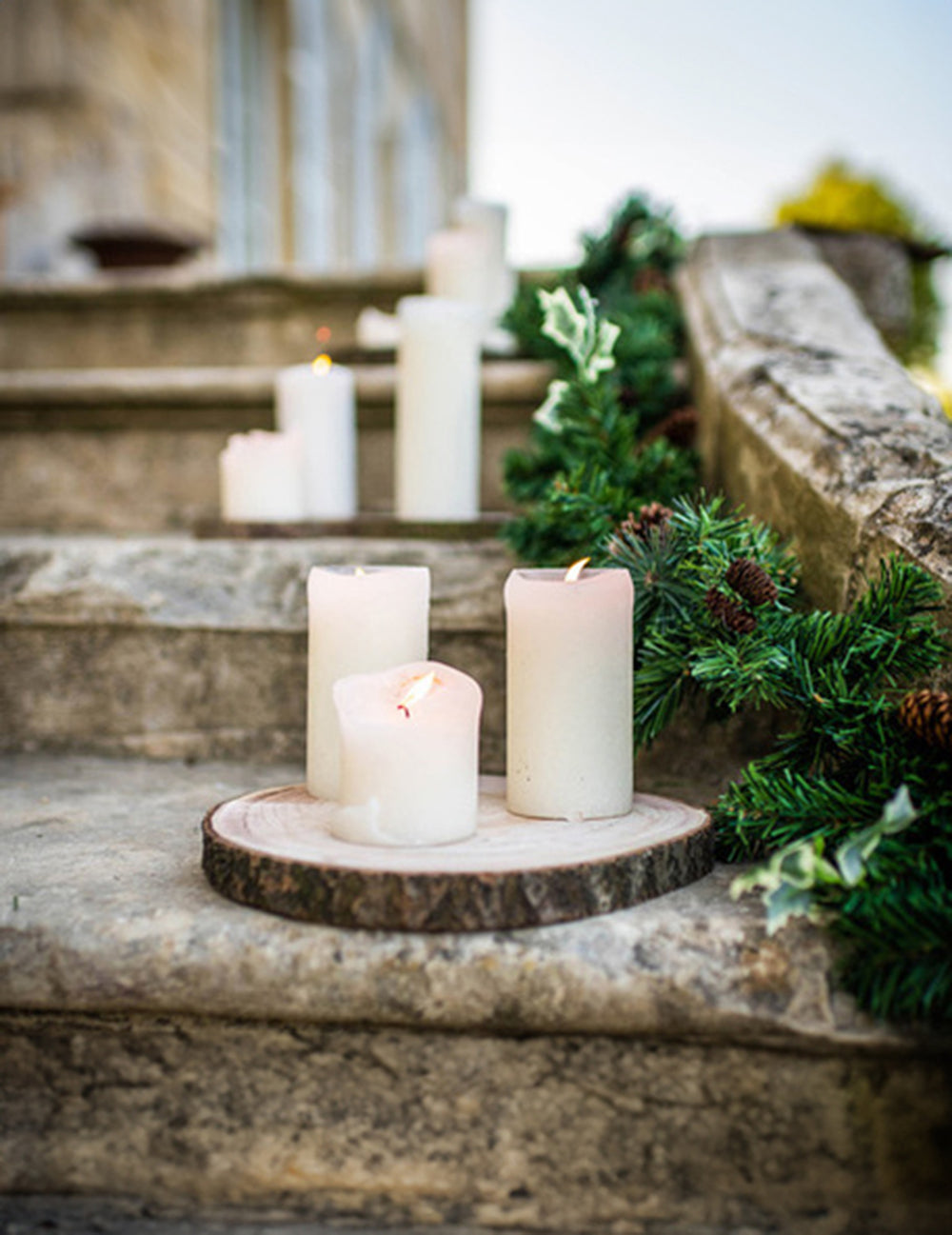 Mise en situation avec bougies du rondin de bois naturel pour décoration