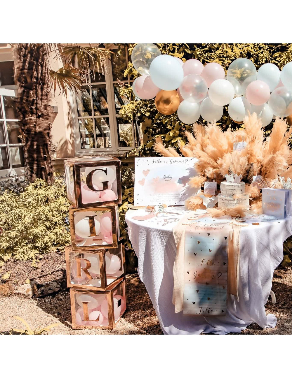 Ulkoilmajuhlatunnelmaa kirjaintarroilla girl baby showeriin ruusukulta