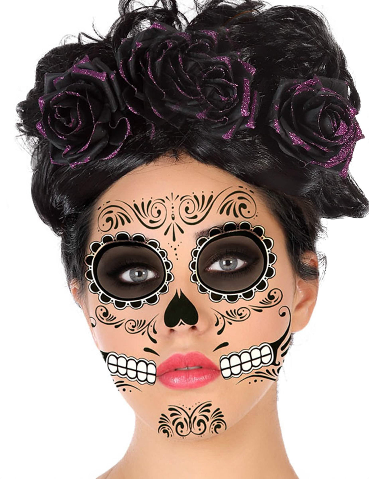 Lähikuva Dia de los Muertos -kasvotatuoinnin kuvioista