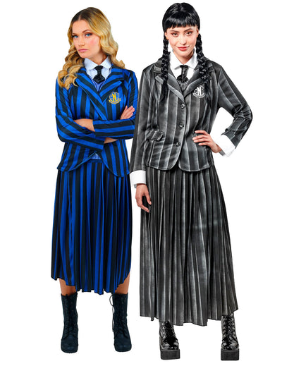 Keskiviikkona Addams™ koulupuku pariskunnalle