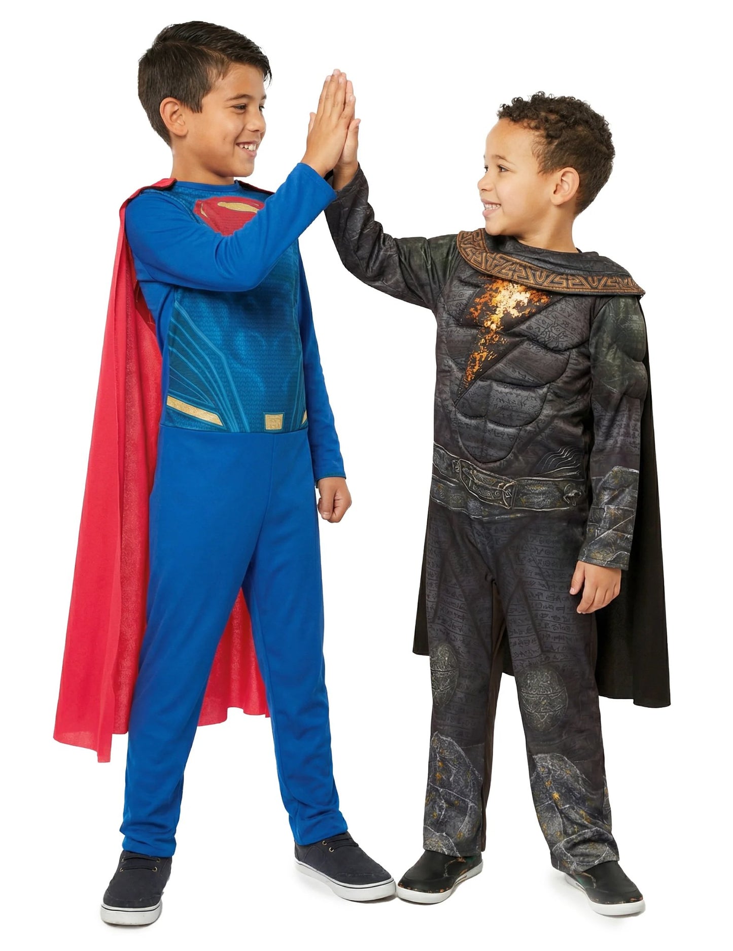 Superman™ ja Black Adam™ -pariasu lapsille